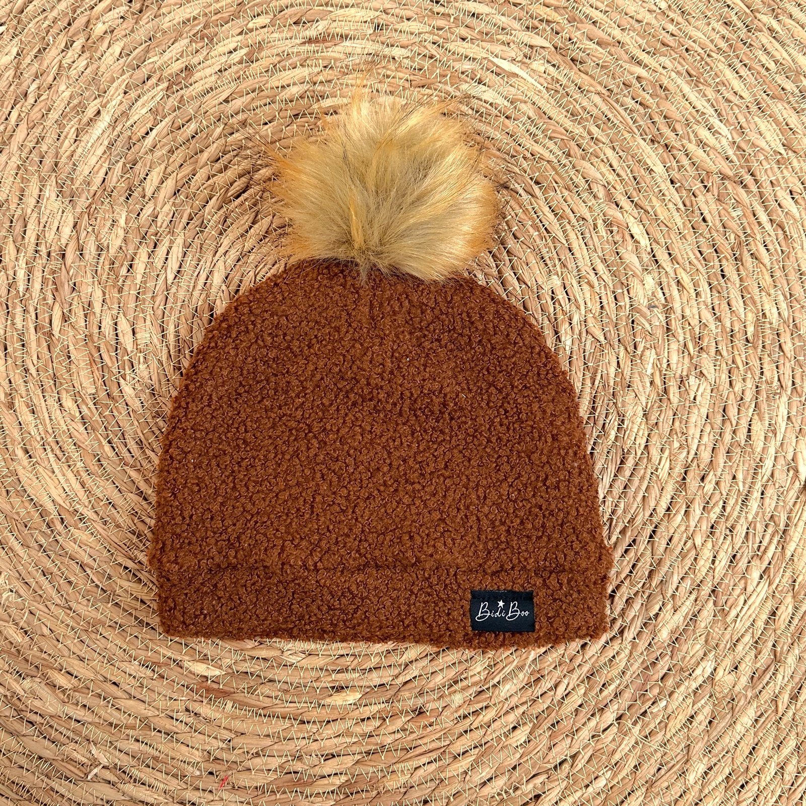 Bonnet Pompon bouclette rouille