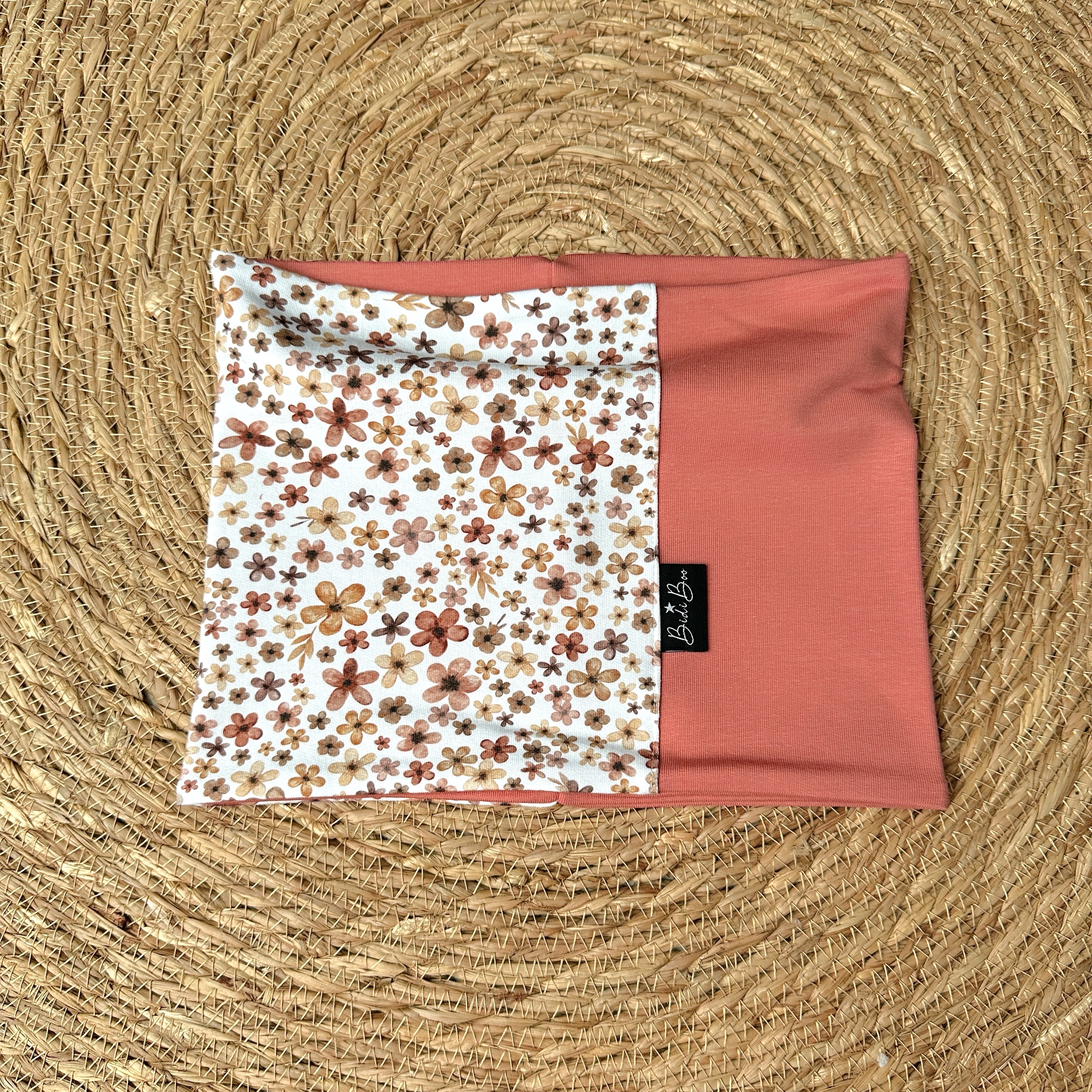Snood Flora