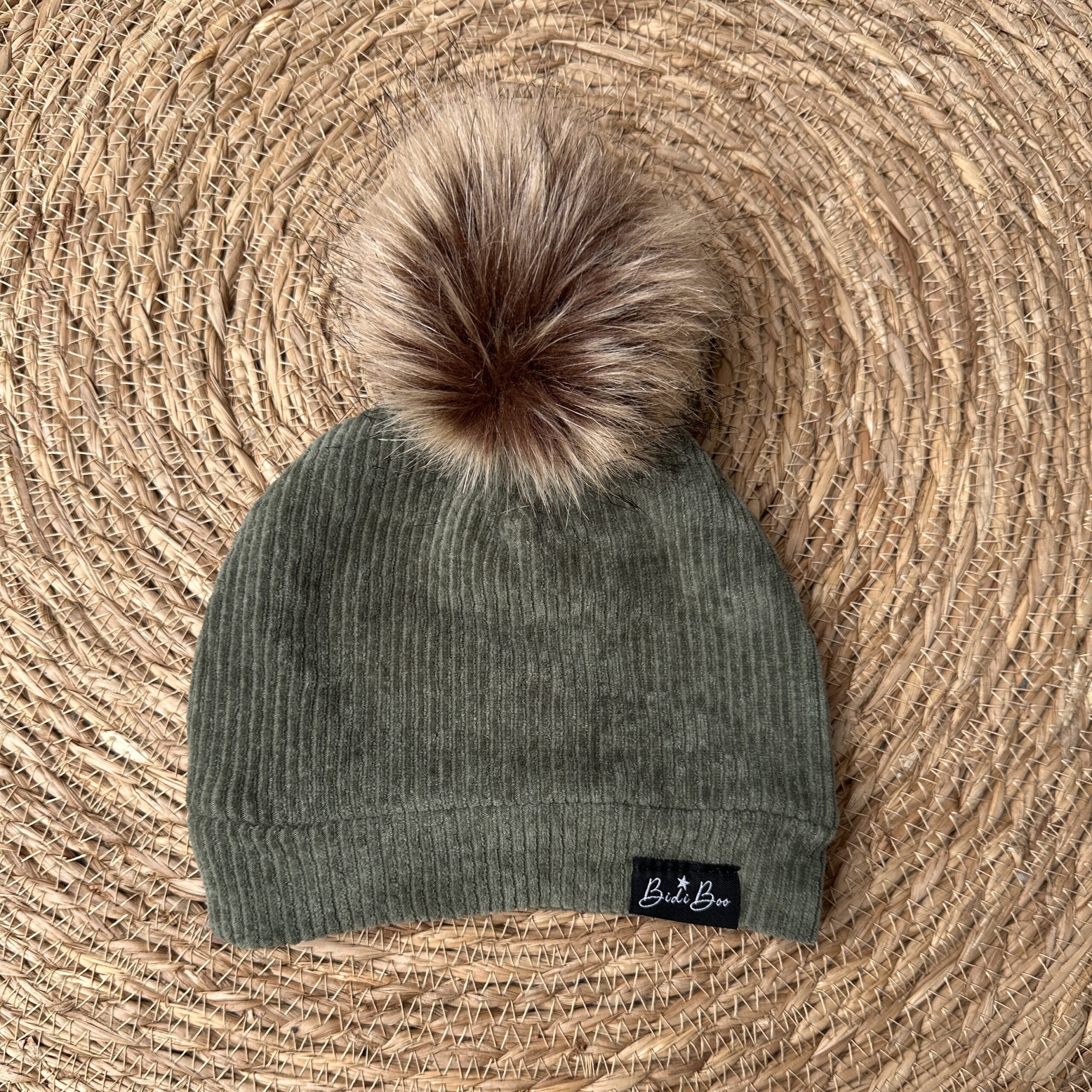 Bonnet pompon rib kaki