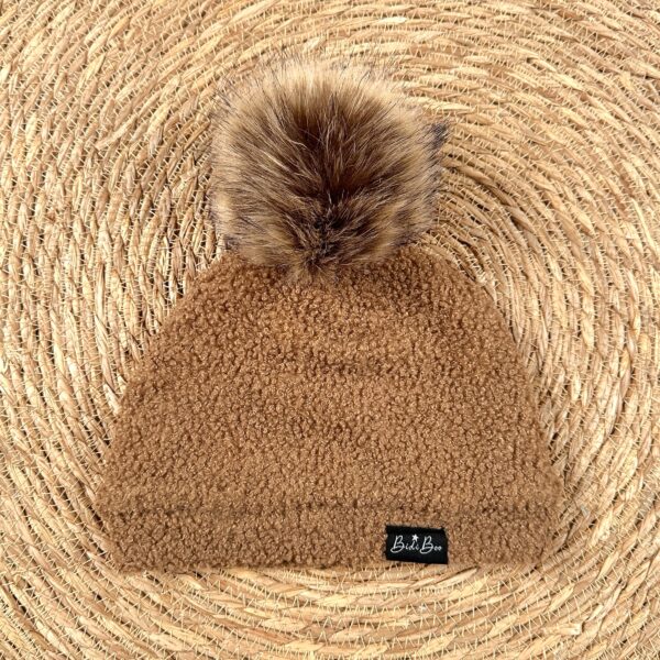 Bonnet pompon bouclette moka