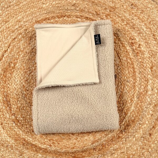 Couverture mi-saison bouclette beige