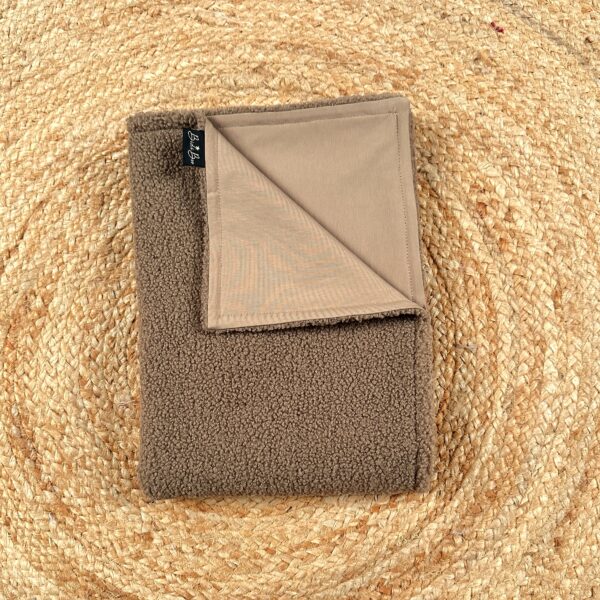 Couverture mi-saison bouclette taupe